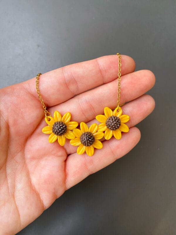 ⁦Sunflower Necklace⁩ - الصورة ⁦5⁩